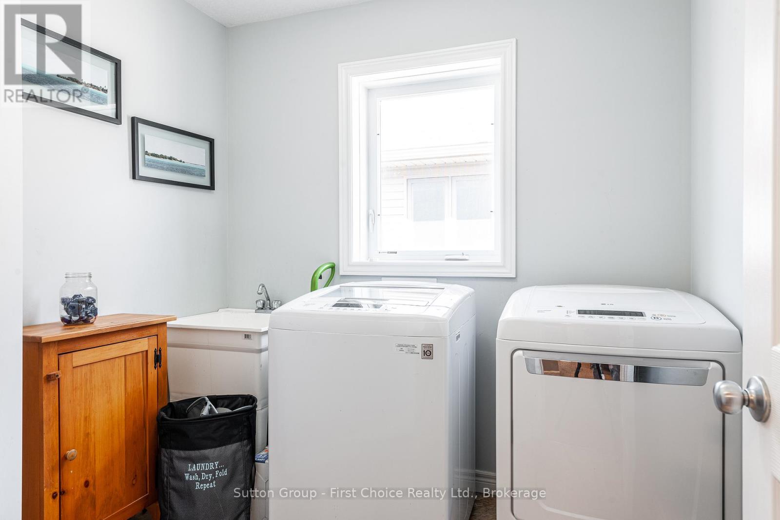 95 Brown Street Property Photo 38
