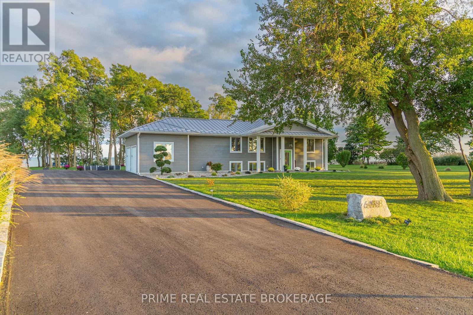 6498 Talbot Trail Property Photo 1