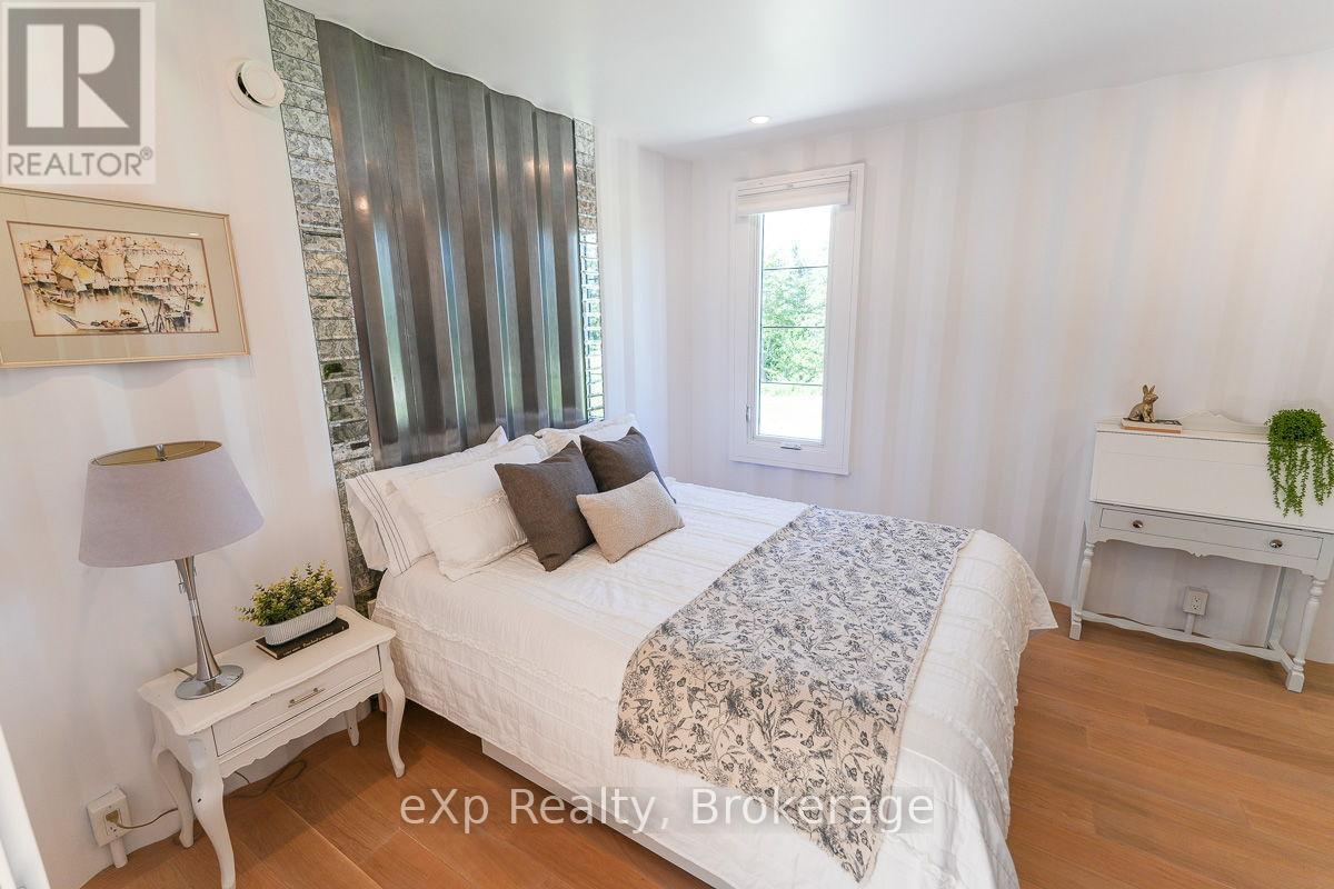 689360 18th Sideroad Property Photo 37