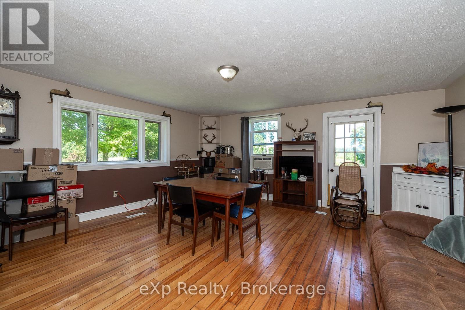 463086 Concession 24 Property Photo 25