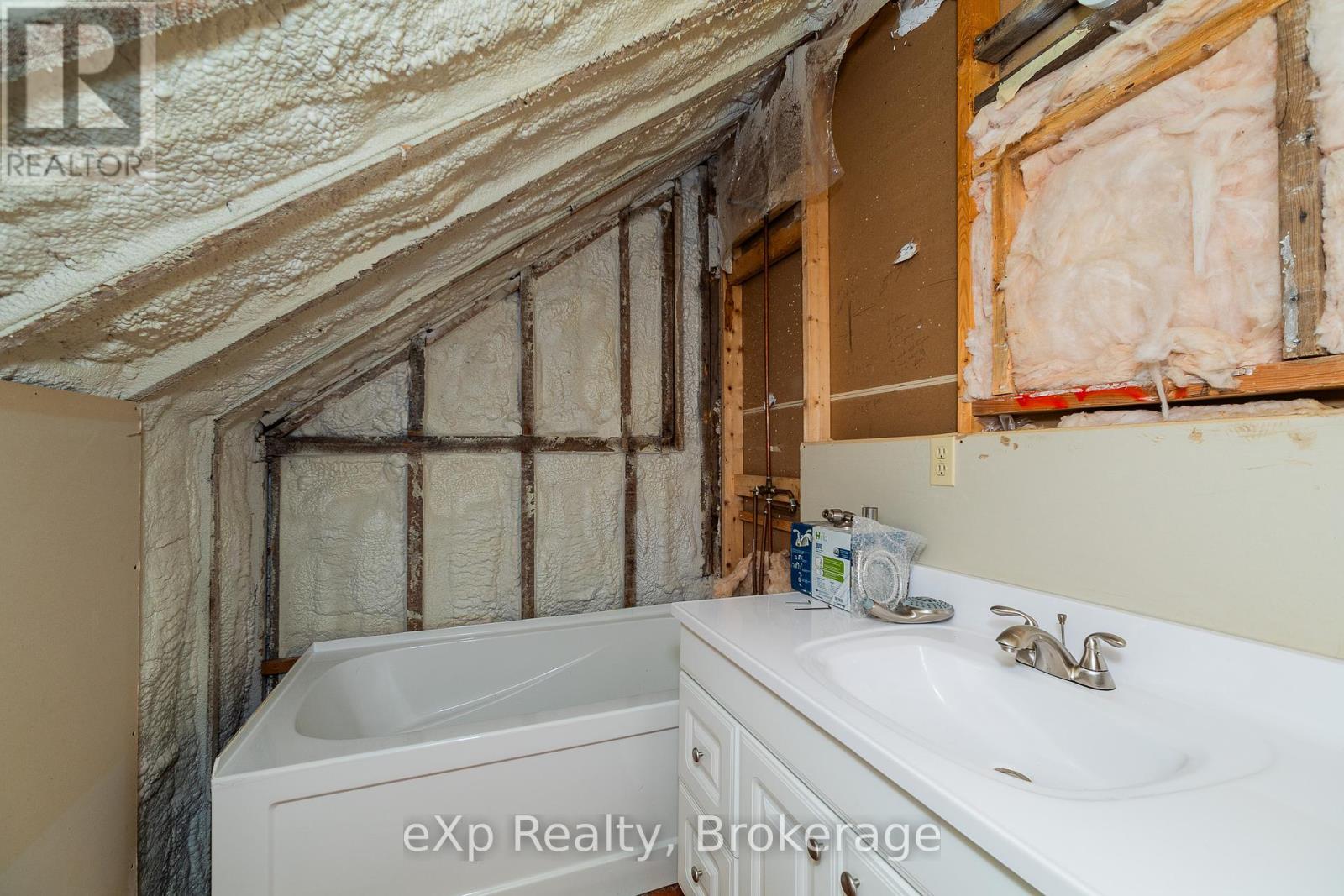 463086 Concession 24 Property Photo 36