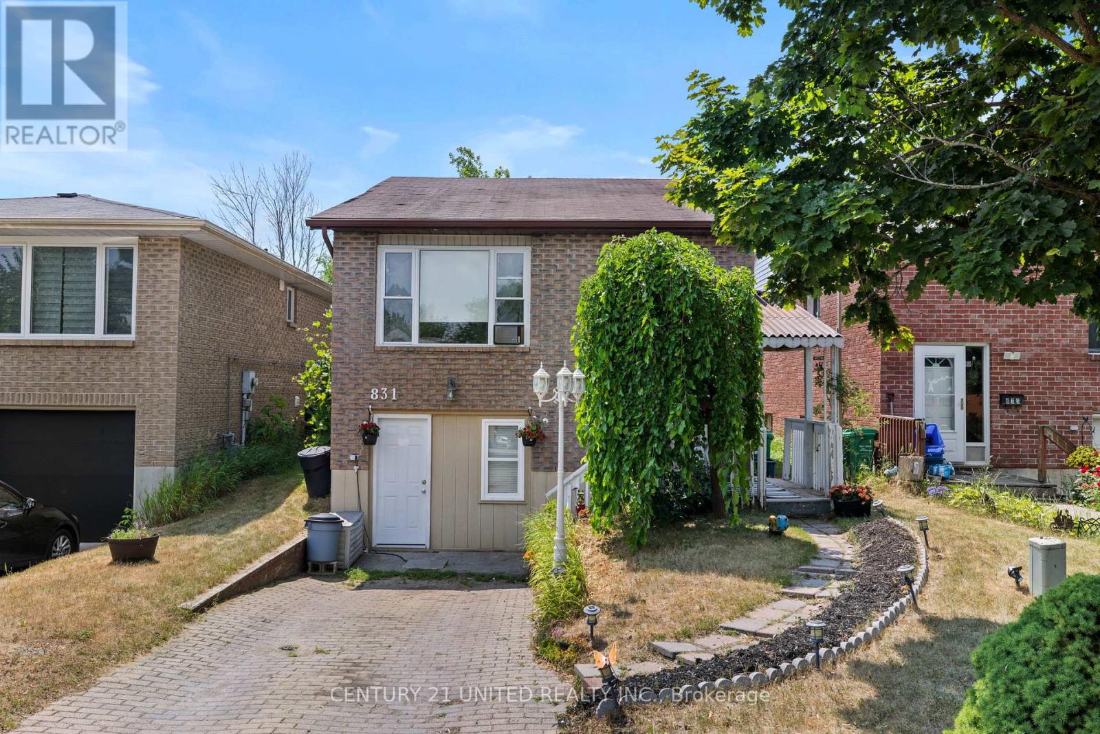 831 MOUNTAIN ASH ROAD Property Photo 1