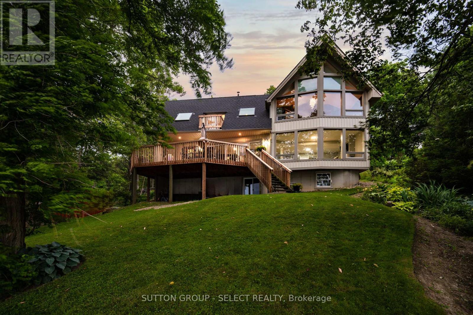 5284 Cliff Road Property Photo 1