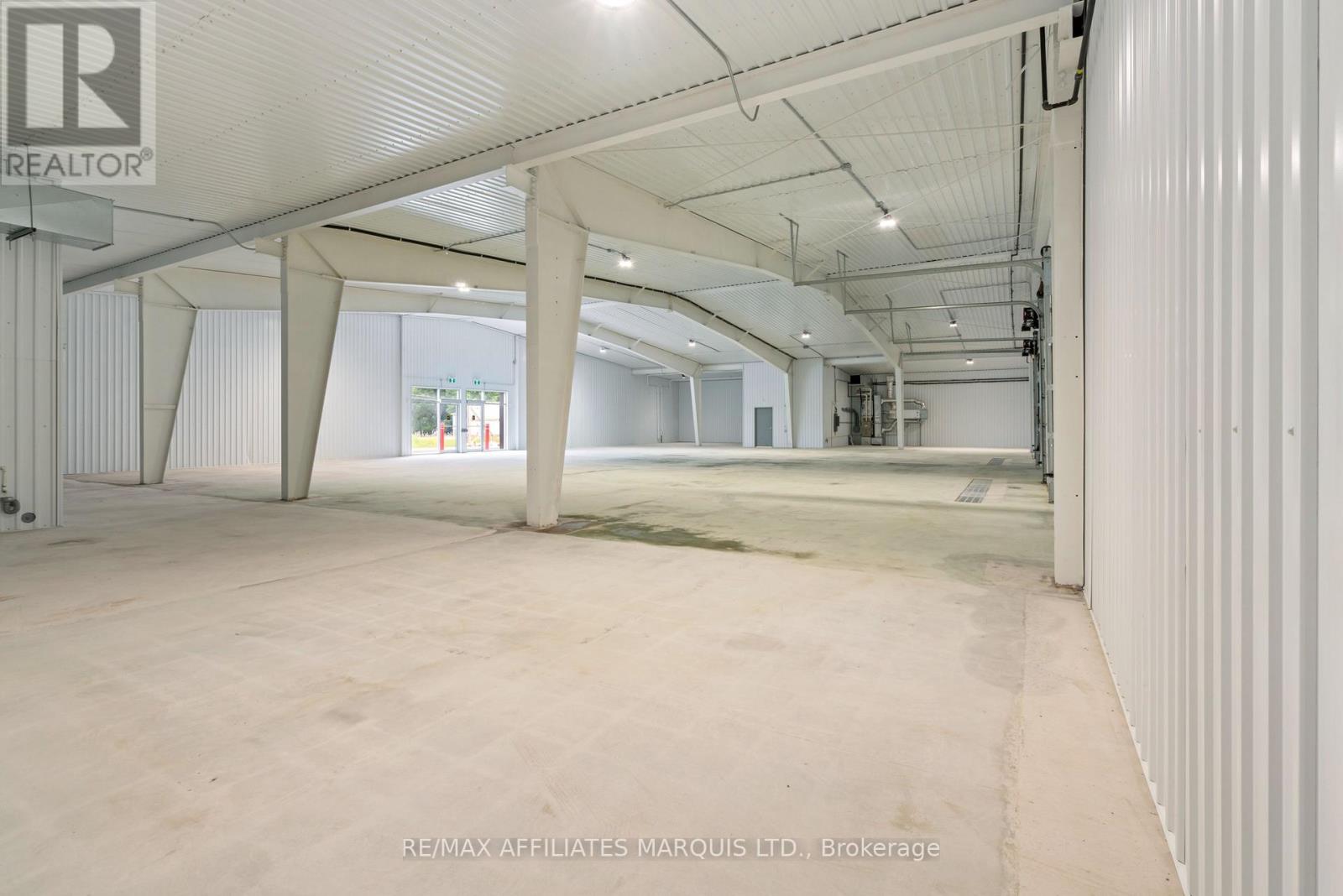550 Stewart Boulevard Property Photo 19