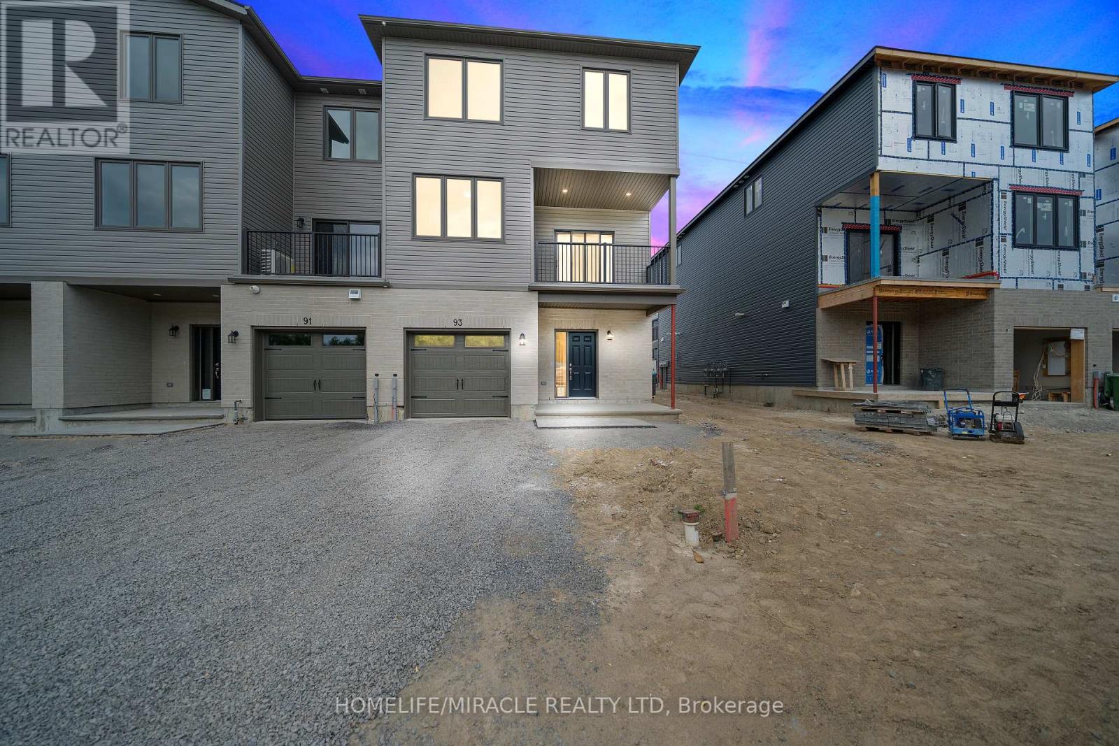 93 BUCHANAN AVENUE Property Photo 1