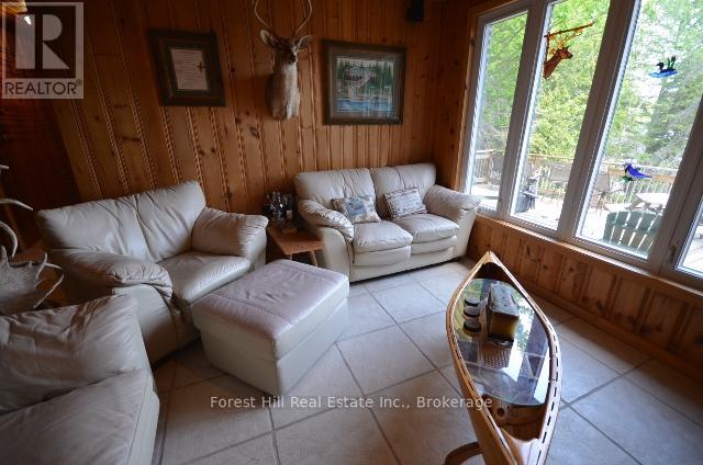 10365 Rabbit Property Photo 11