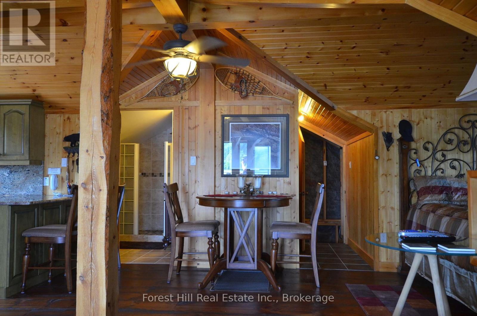 10365 Rabbit Property Photo 12