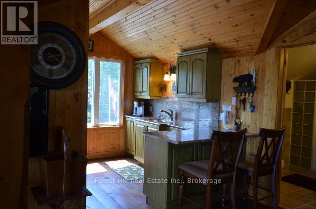 10365 Rabbit Property Photo 13
