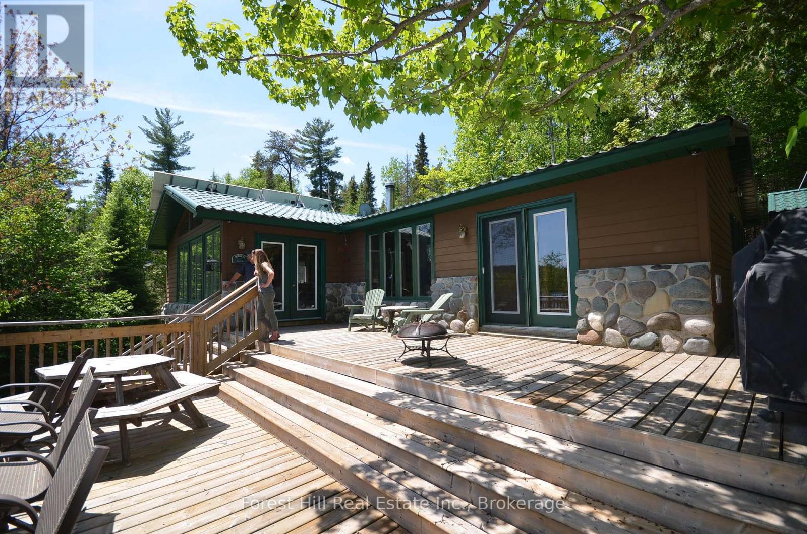 10365 Rabbit Property Photo 21