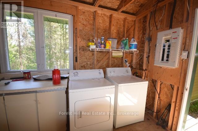 10365 Rabbit Property Photo 22