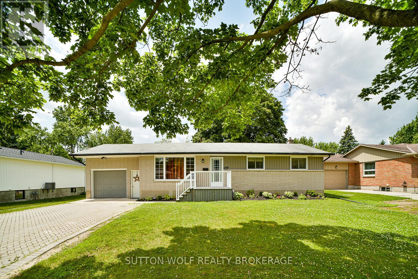 566 DEWAN STREET Property Photo 1