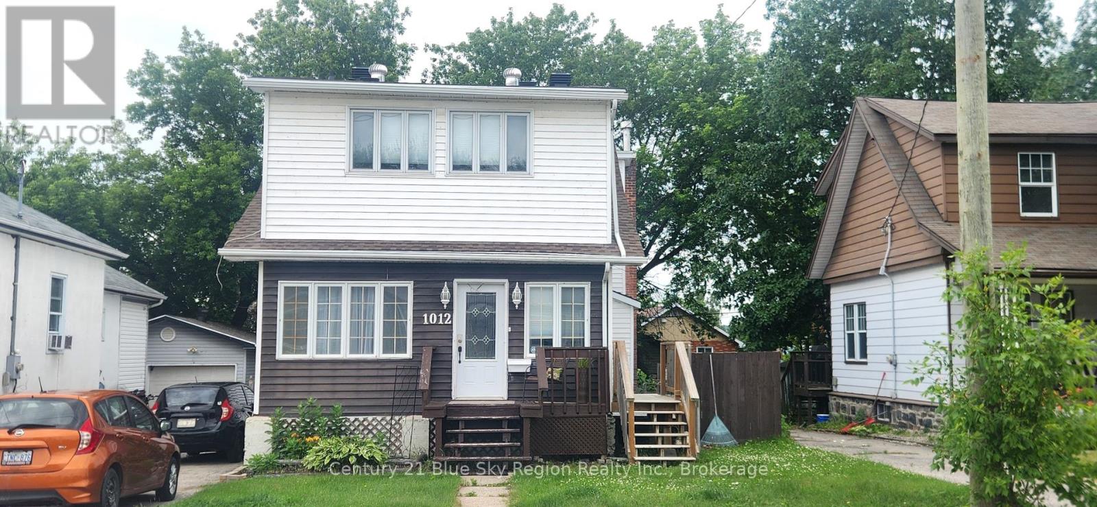 1012 MAHER STREET Property Photo 1