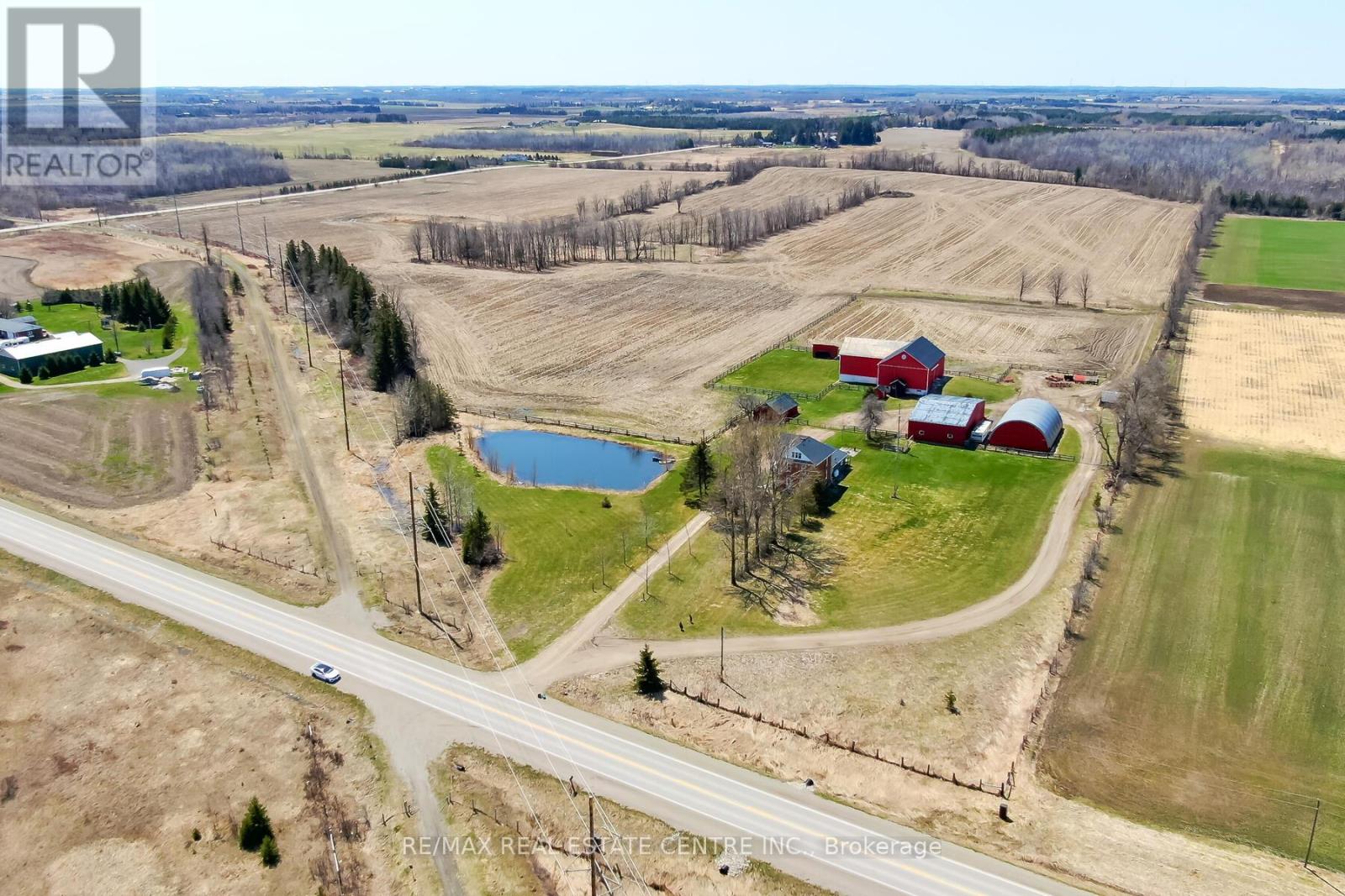 475056 County Rd 11 Road Property Photo 1