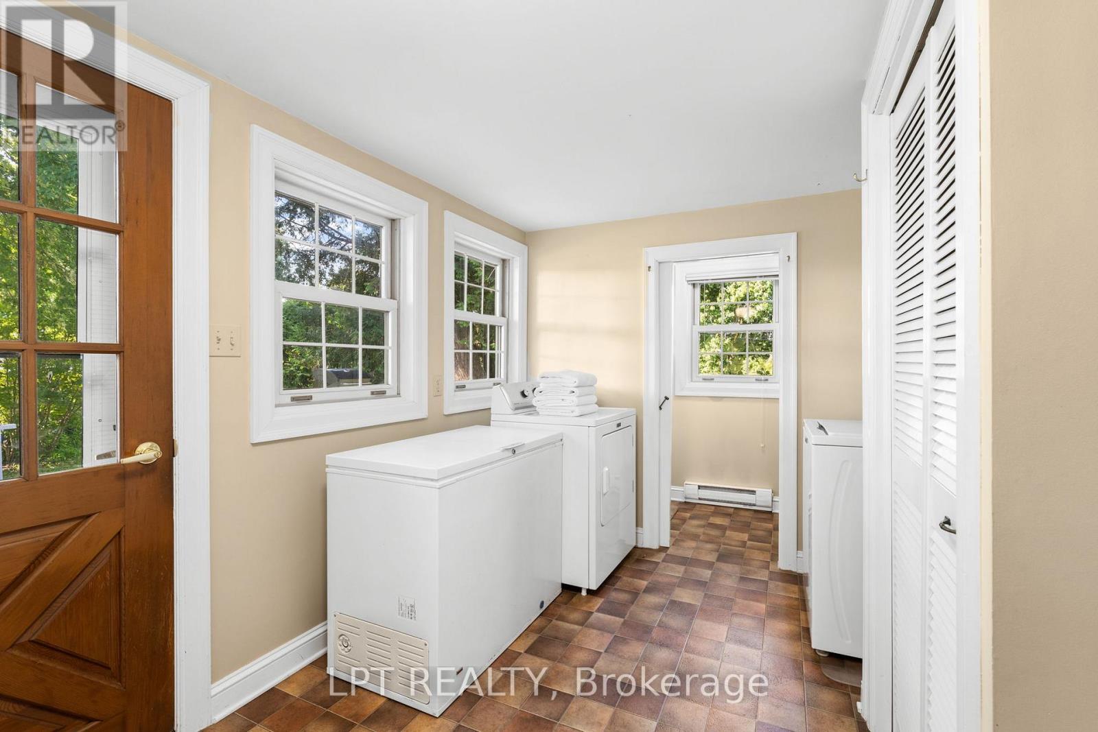 7928 Jock Trail Property Photo 14