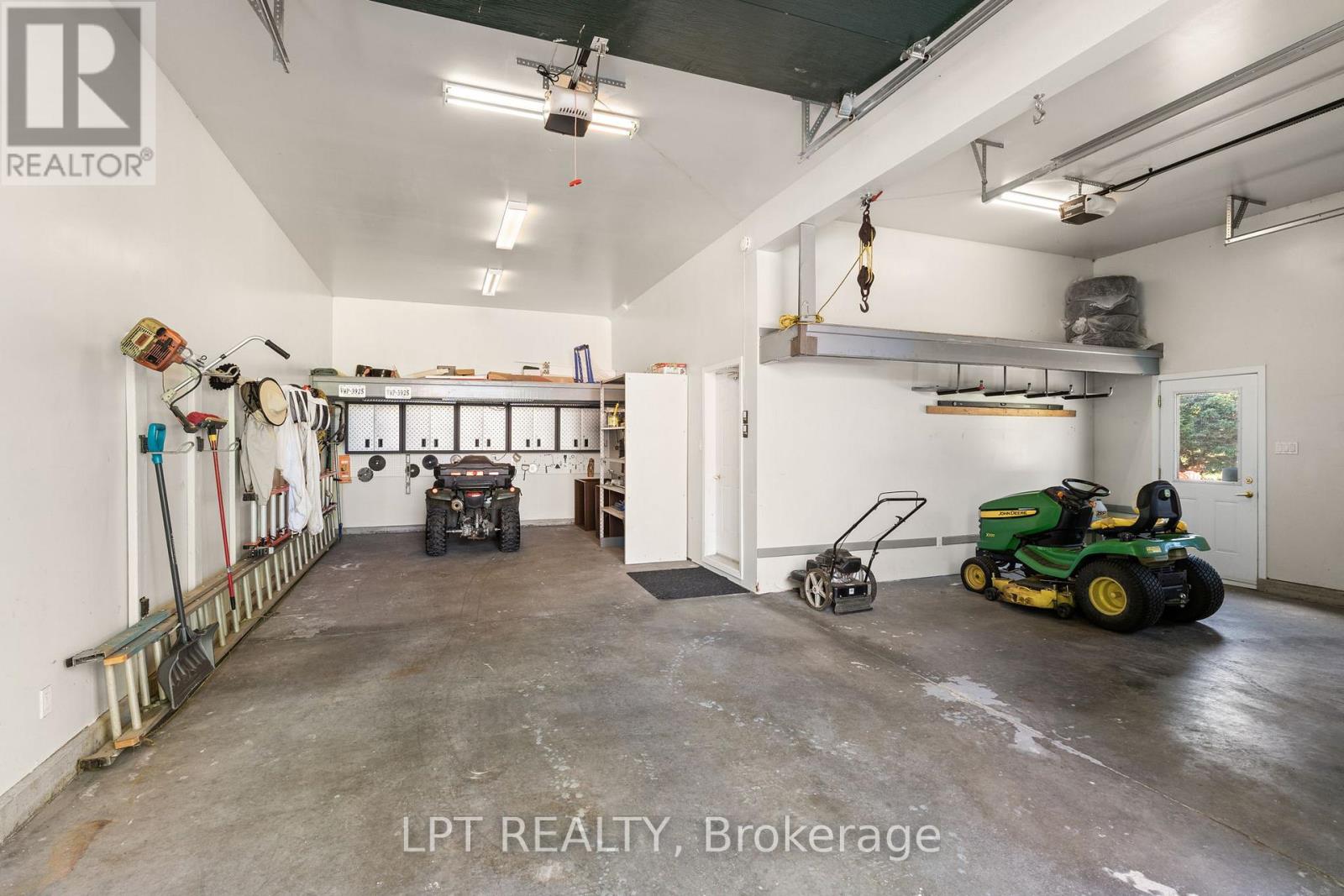 7928 Jock Trail Property Photo 26
