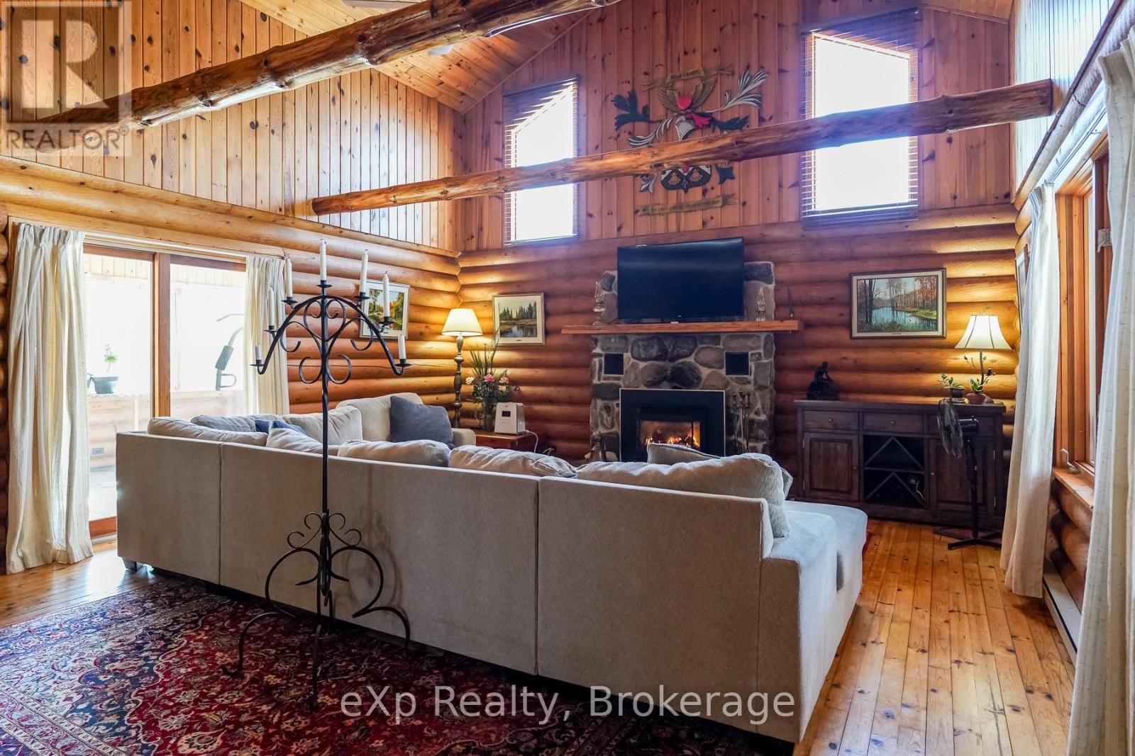 1483 Highway 6 Property Photo 6
