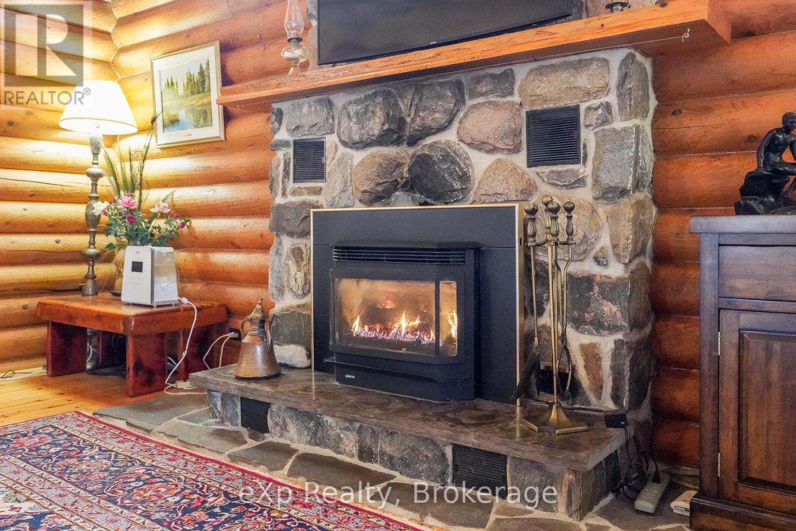 1483 Highway 6 Property Photo 7