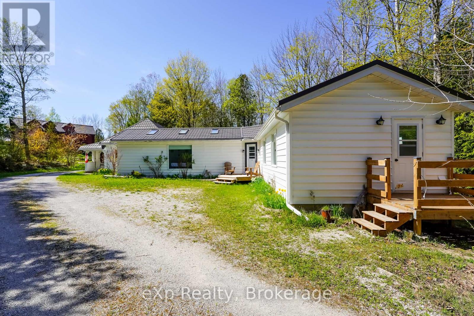 1483 Highway 6 Property Photo 30