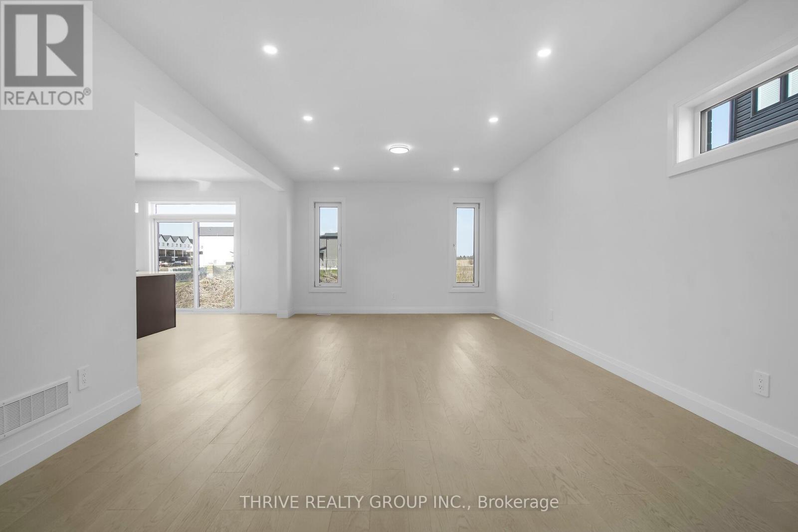 3096 Buroak Drive Property Photo 8