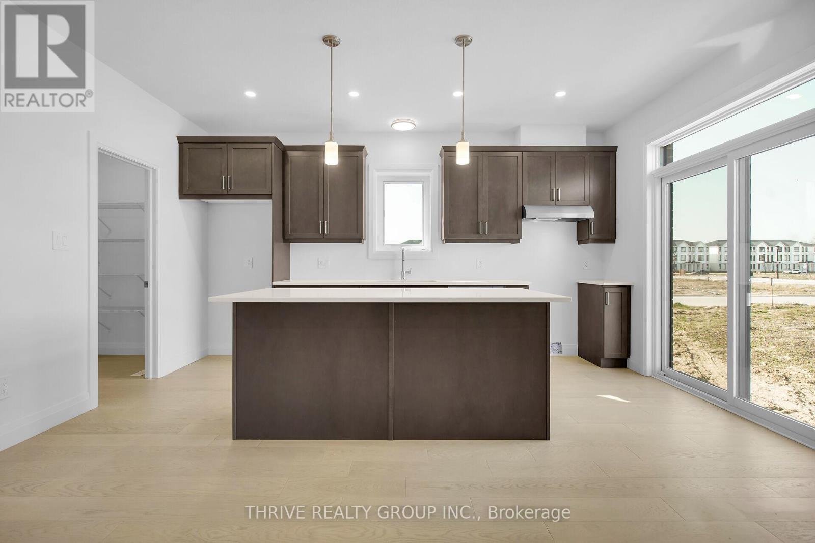 3096 Buroak Drive Property Photo 11