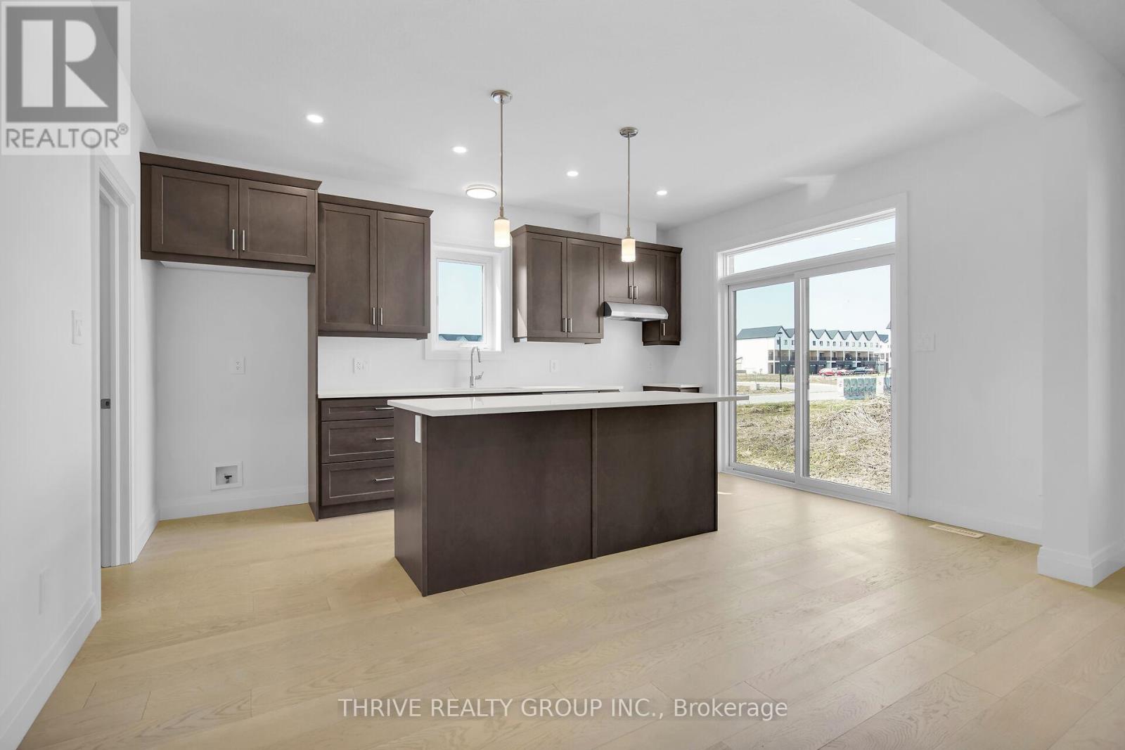 3096 Buroak Drive Property Photo 12