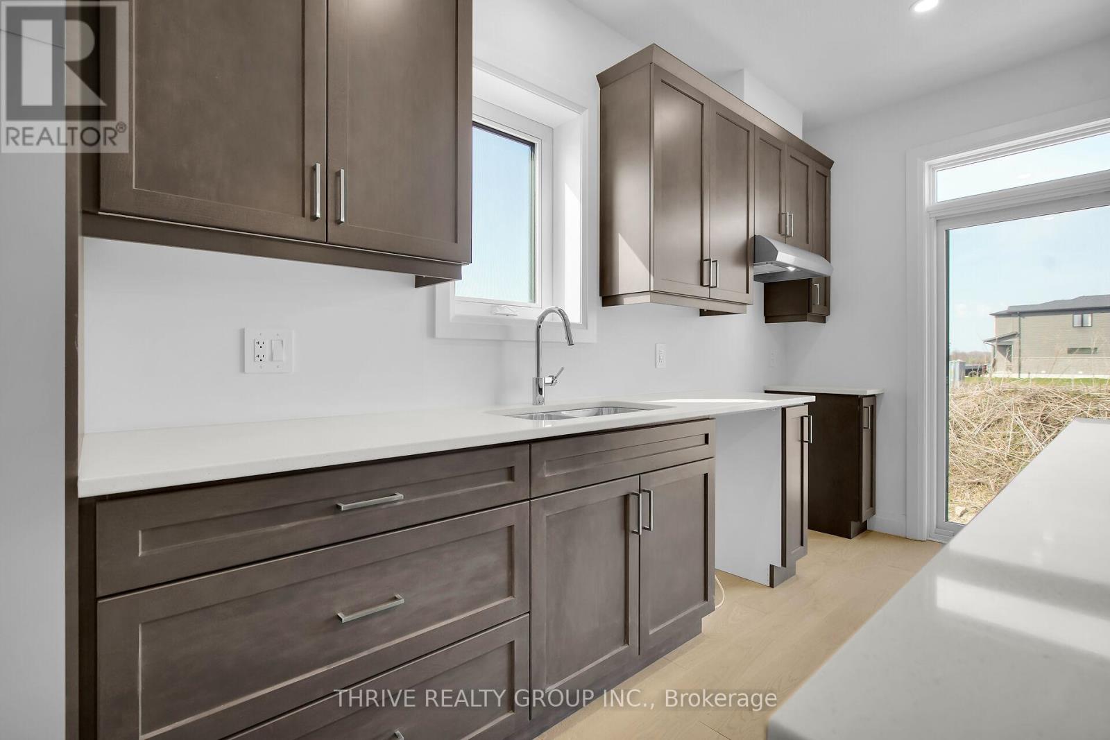 3096 Buroak Drive Property Photo 13