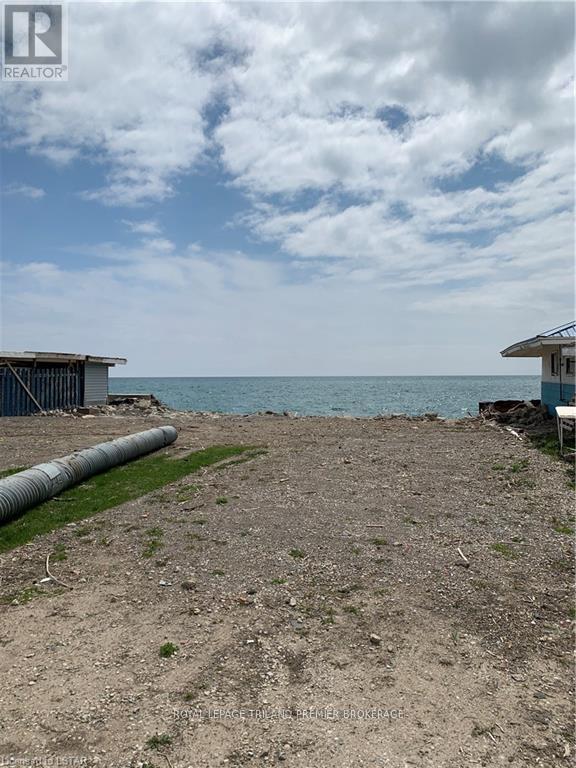 18094 Erie Shore Drive Property Photo 2