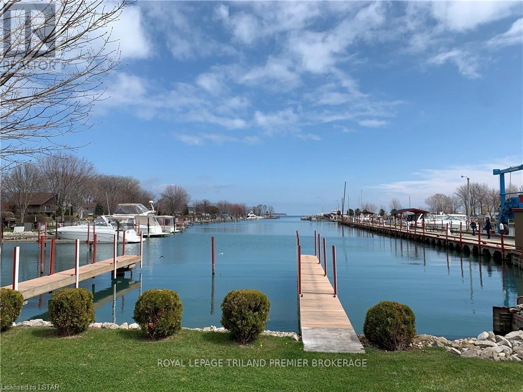 18094 Erie Shore Drive Property Photo 14