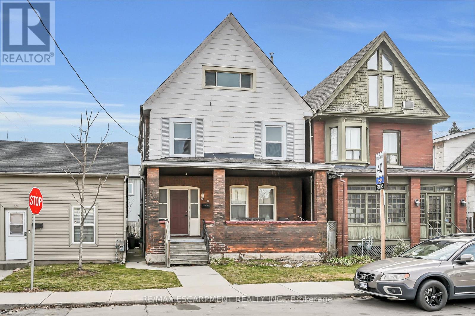 90 West Avenue N Property Photo 1