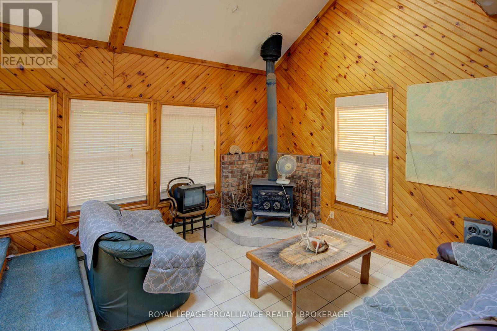 98 Rocky Ridge Lane Property Photo 18