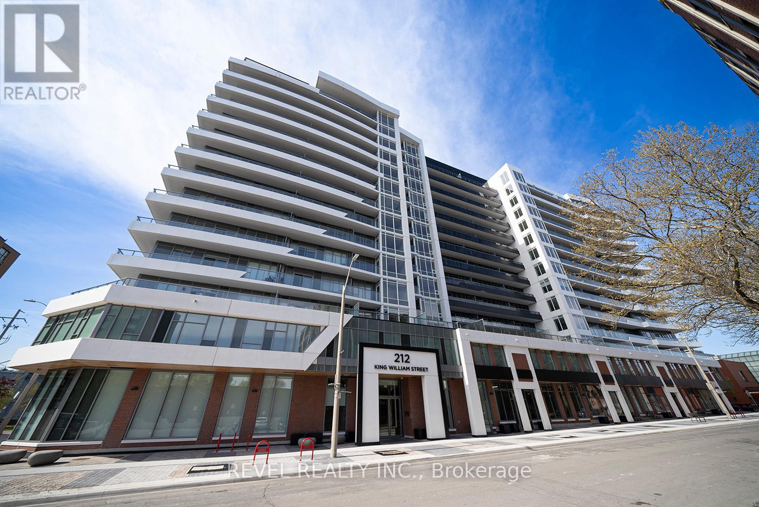 823 - 212 King William Street Property Photo 1