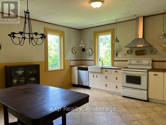 4558803 Concession 3b Property Photo 12