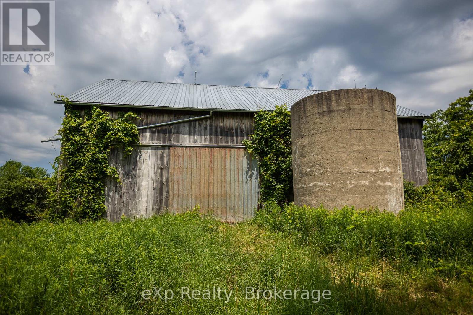 4558803 Concession 3b Property Photo 22