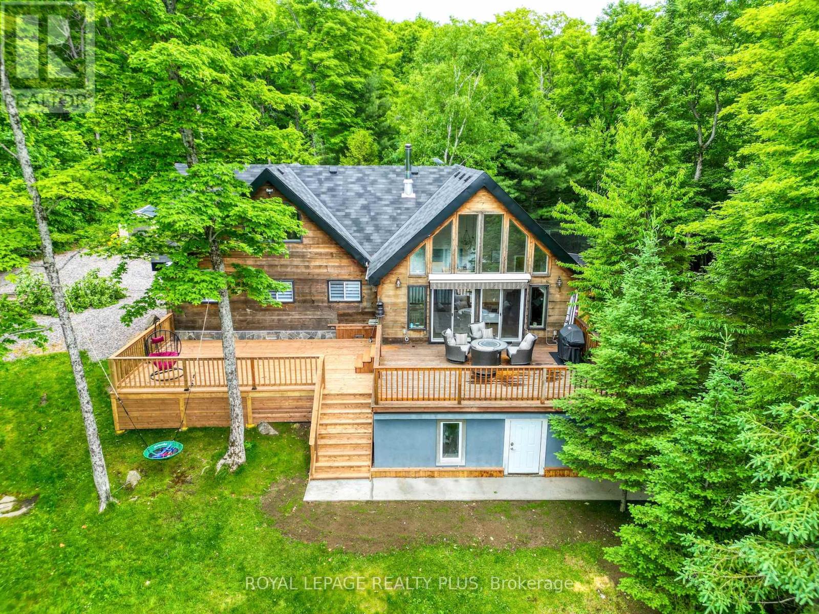 10 Moose Ln Property Photo 1