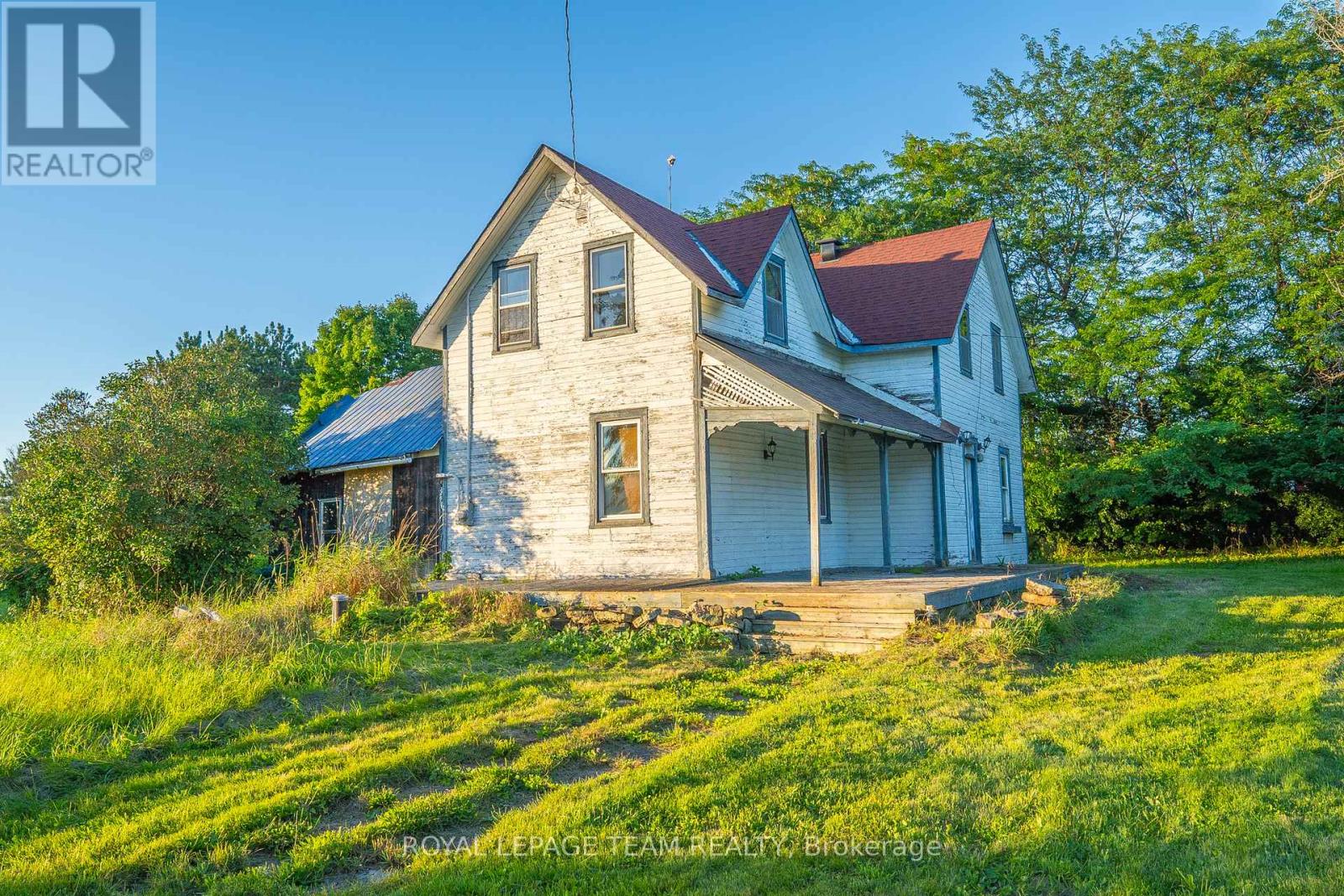 1102 Perth Road N Property Photo 15