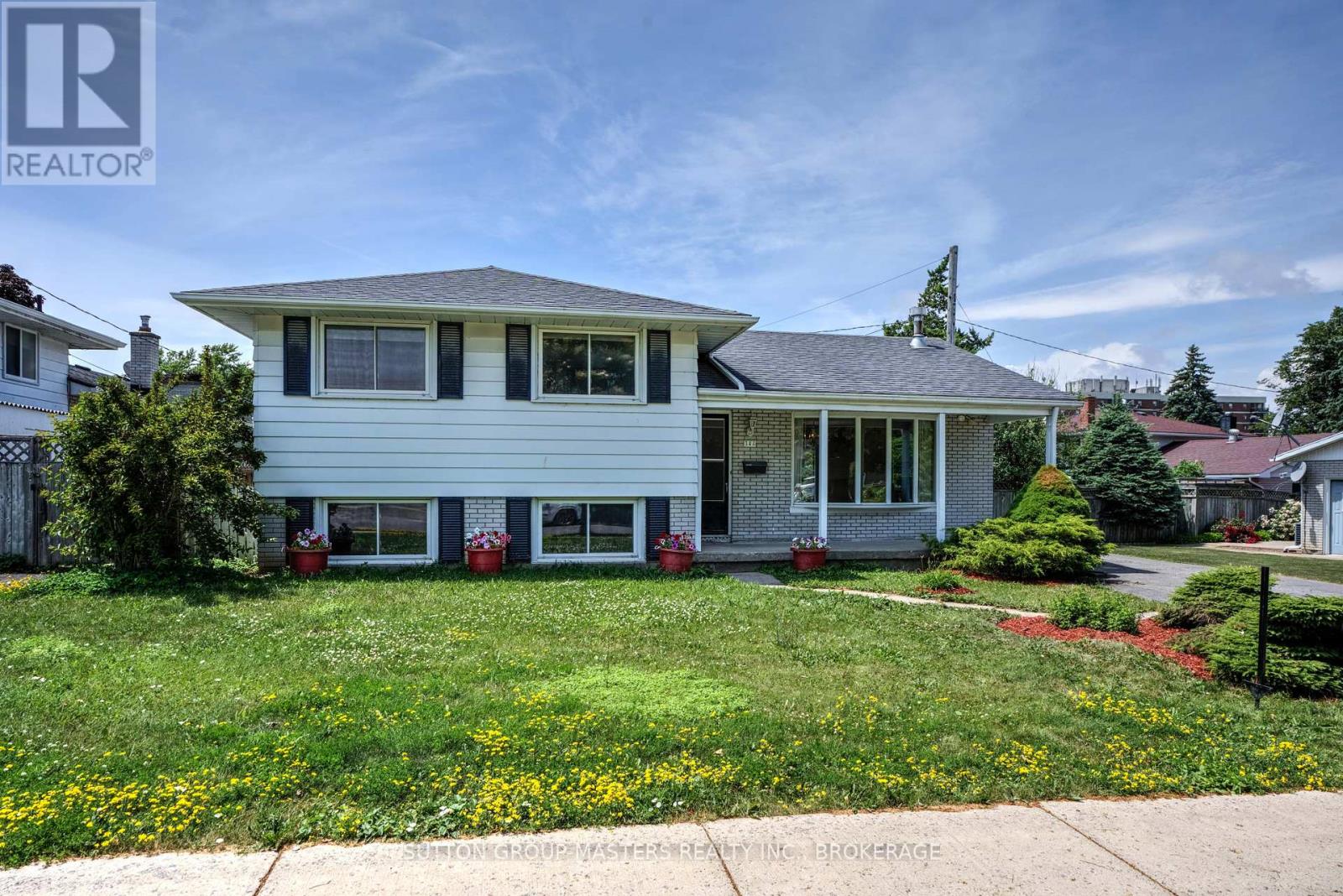 344 Norman Rogers Drive Property Photo 1