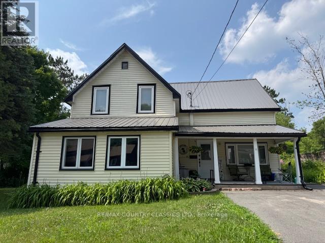 12 Hastings Street S Property Photo 1