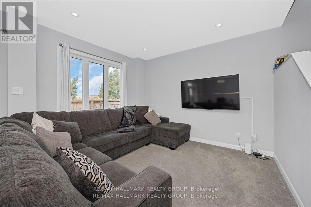 568 Prominence Way Property Photo 14