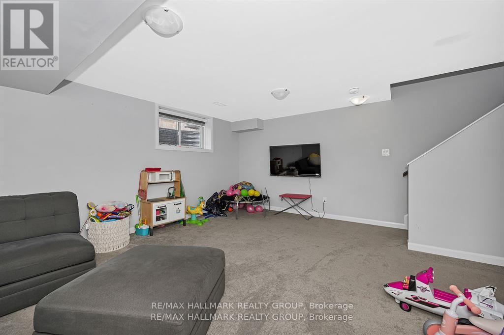 568 Prominence Way Property Photo 32