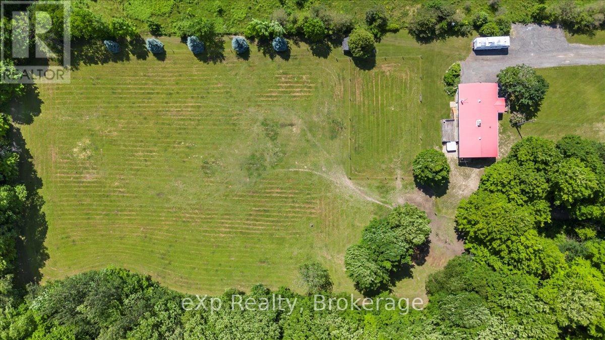 122668 Grey Road 9 Concession Property Photo 3