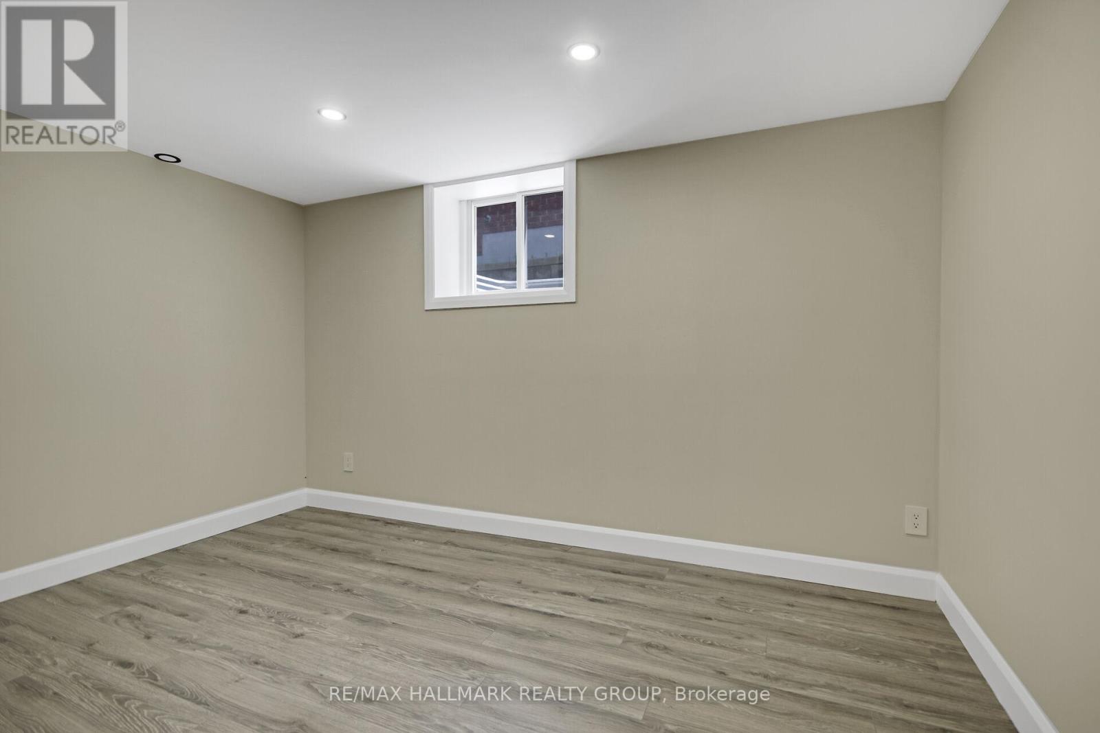 3253 Riverside Drive Property Photo 33