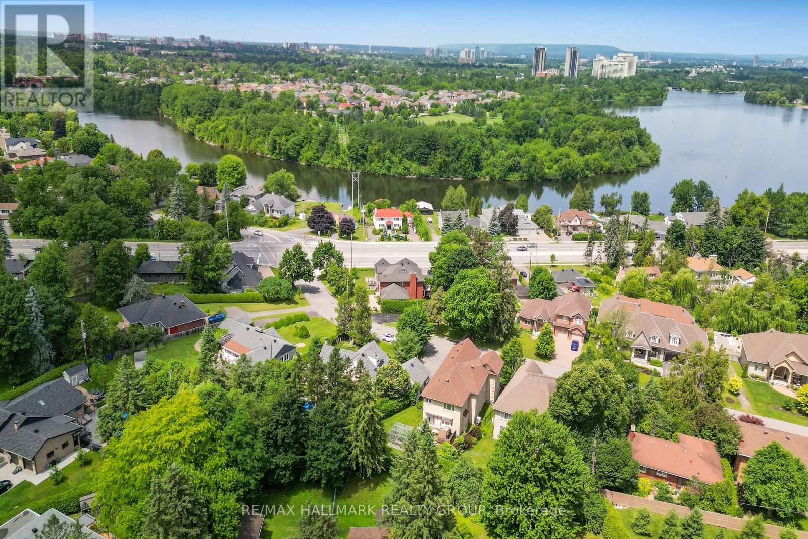 3253 Riverside Drive Property Photo 40