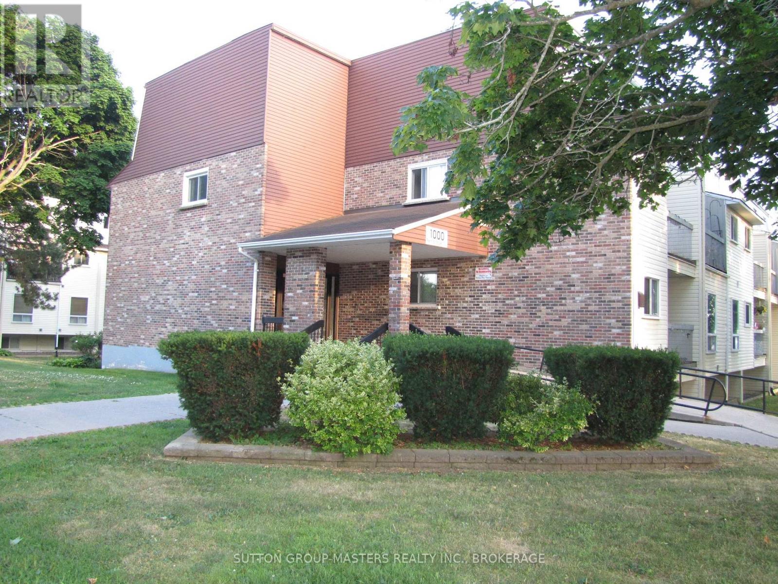 1000 Pembridge Cres Property Image