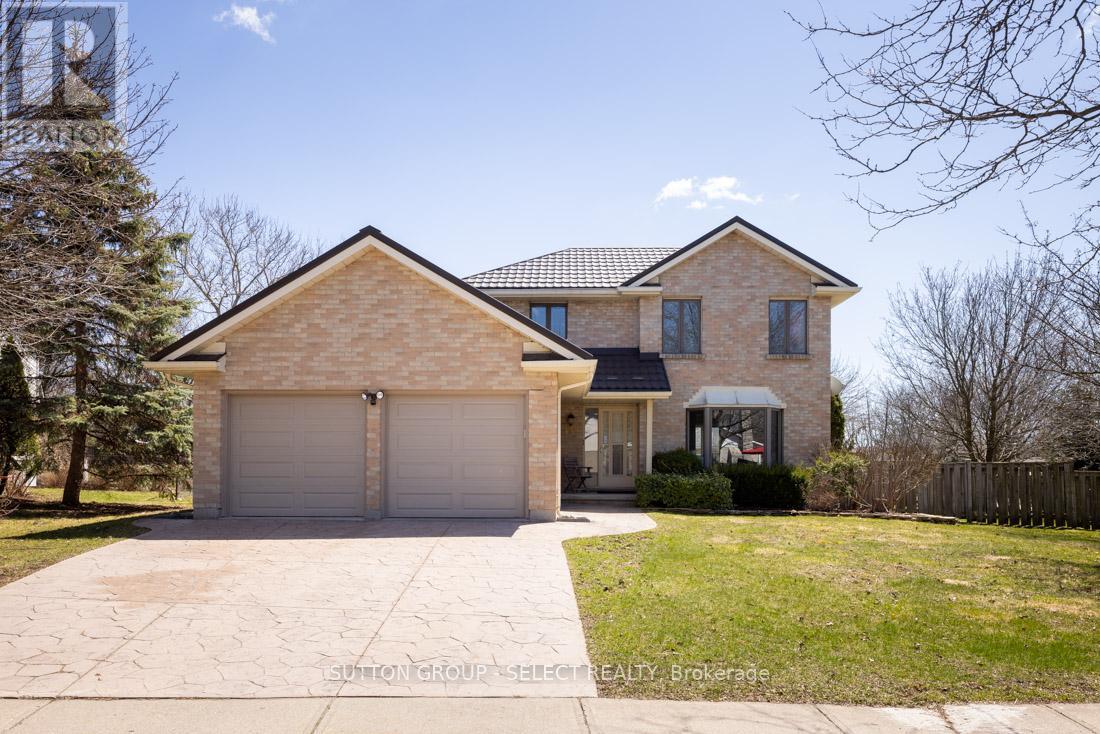 135 Acorn Place Property Photo 1