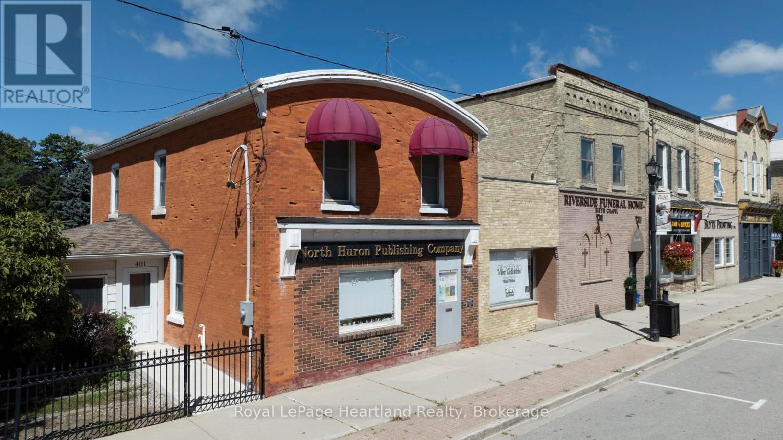 405 Queen St Property Photo 2