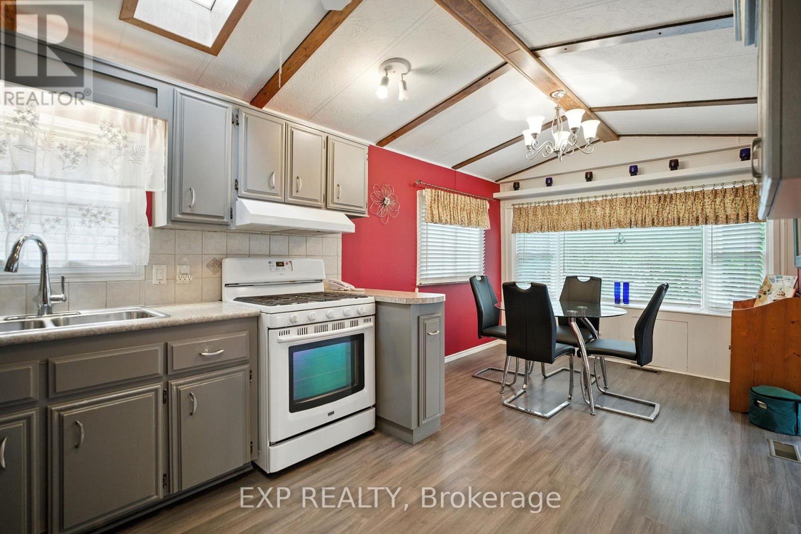 23 Four Mile Creek Road #403 Property Photo 8