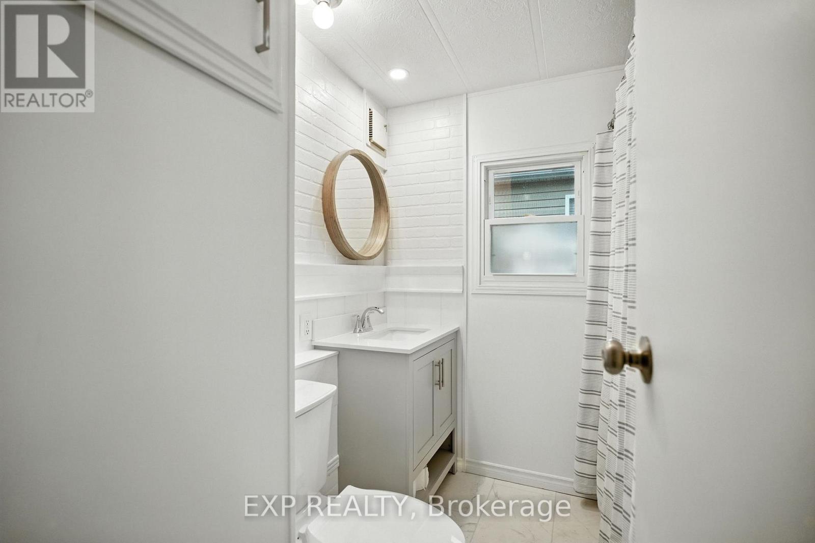 23 Four Mile Creek Road #403 Property Photo 17