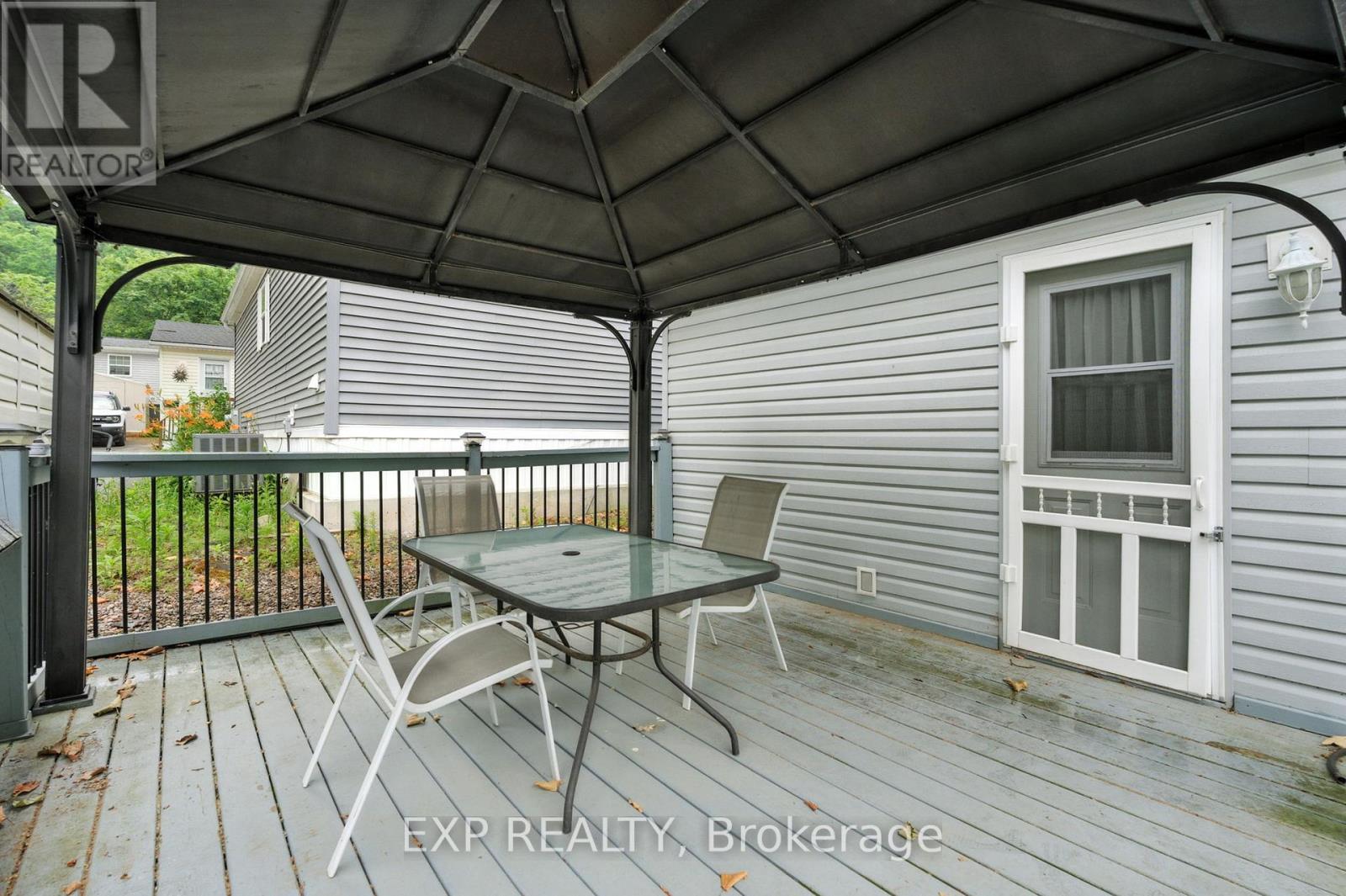 23 Four Mile Creek Road #403 Property Photo 19