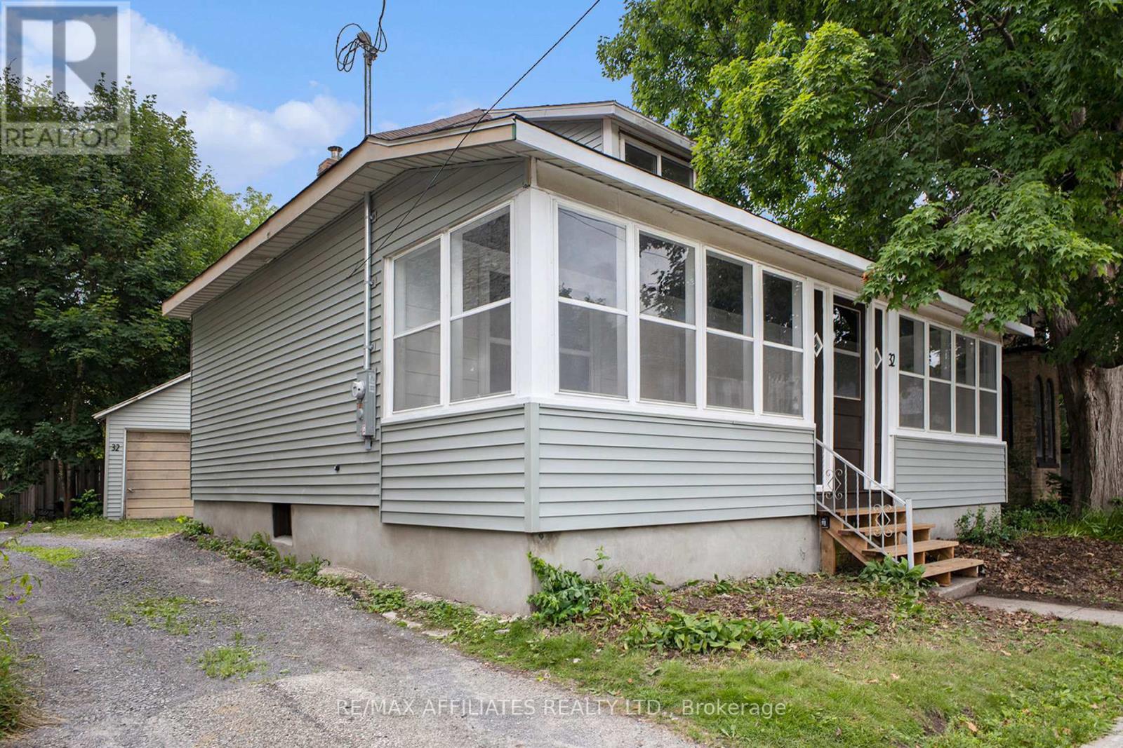 32 D'ARCY STREET Property Photo 1