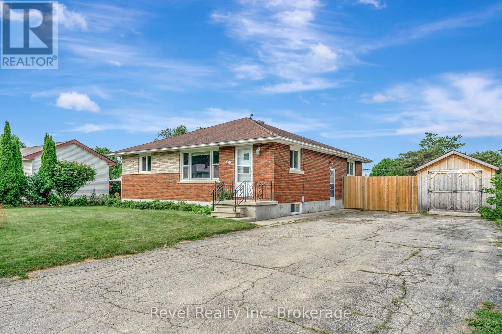396 Powell Street Property Photo 1